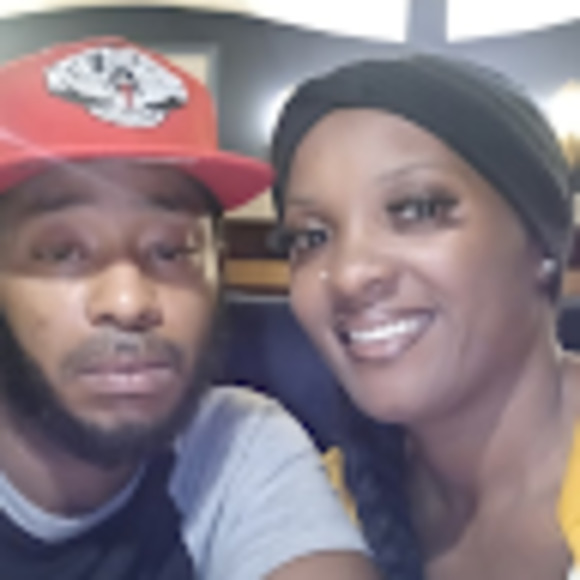 Meet your Posher, Monica - Picture 1 of 1